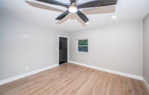 Family Room2-3