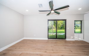Family Room4-3