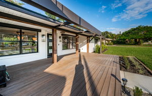 Front Deck1