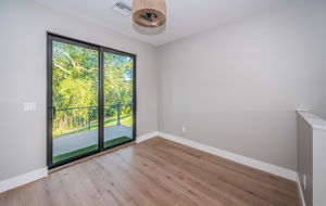 Upper Level Loft2