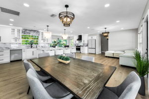 Dining Room4