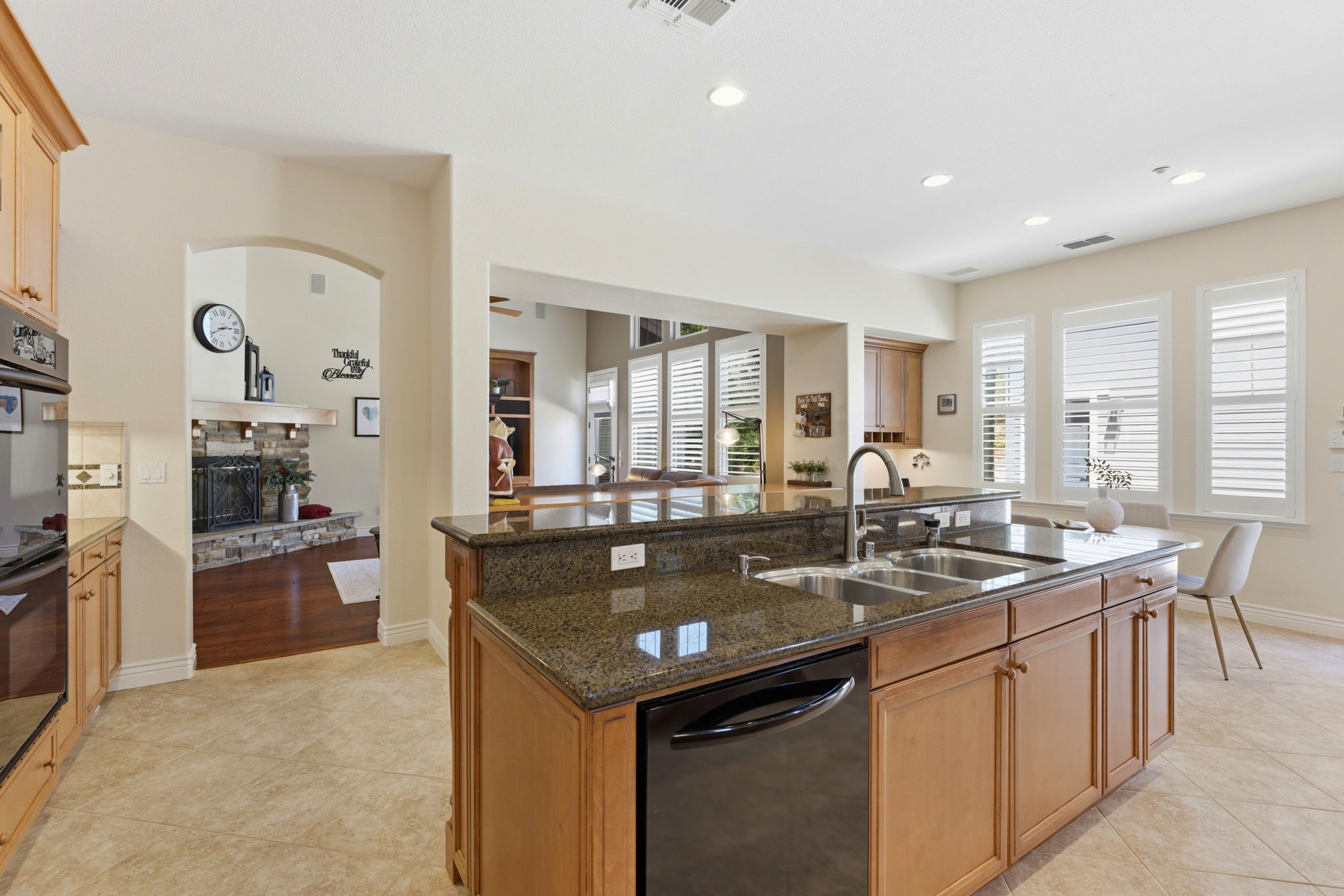 014_F8_3166 Belmont Ct