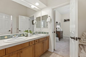 045_F8_3166 Belmont Ct