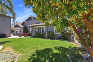 055_F8_3166 Belmont Ct