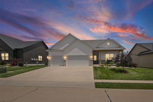  Photo 0