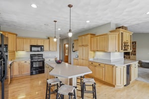 lorrabud ln-S1106-028.jpg