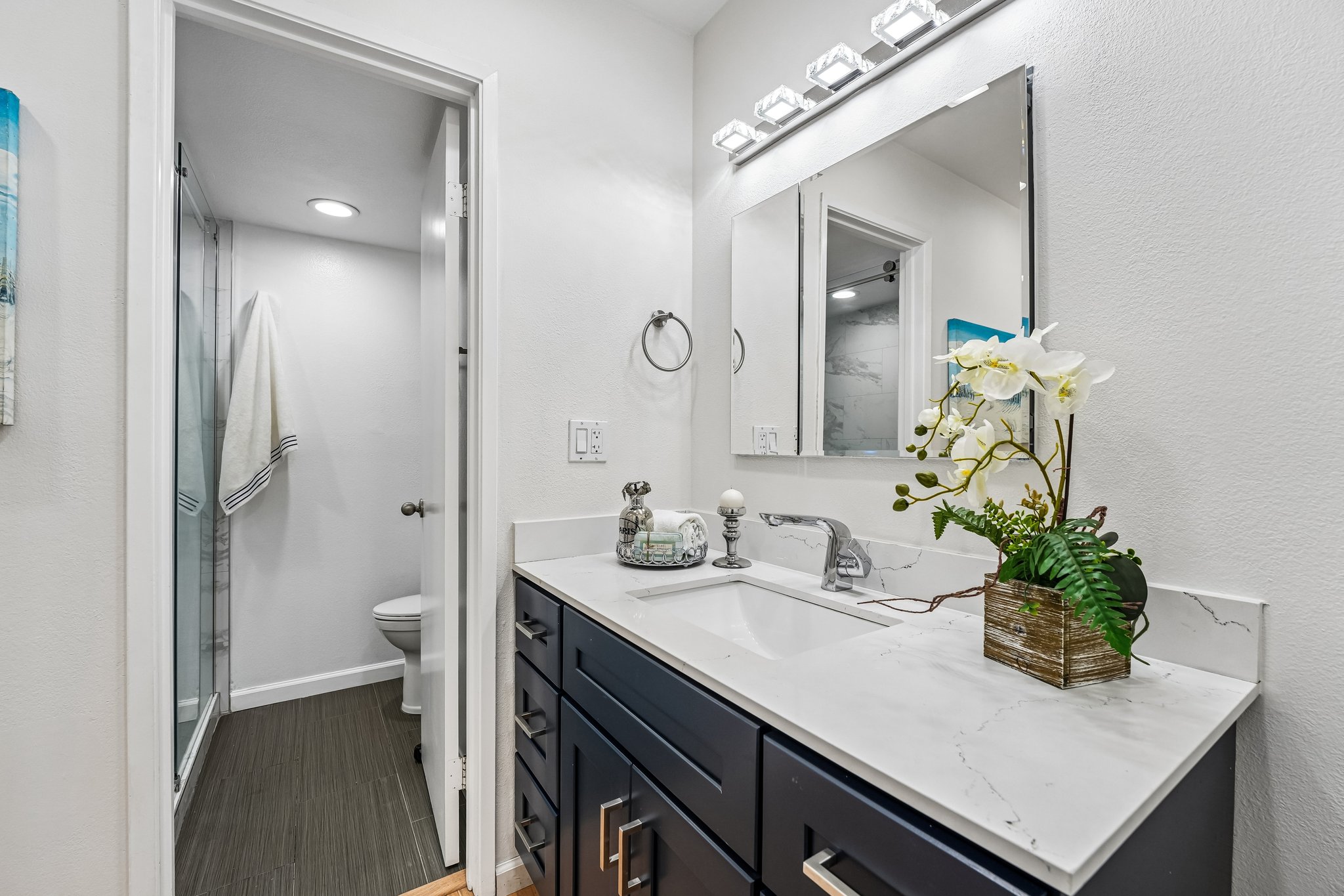 Payne Ave 49-S3105-041.jpg