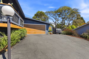 003_F8_3167 W Ledyard Way
