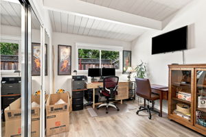 015_F8_3167 W Ledyard Way