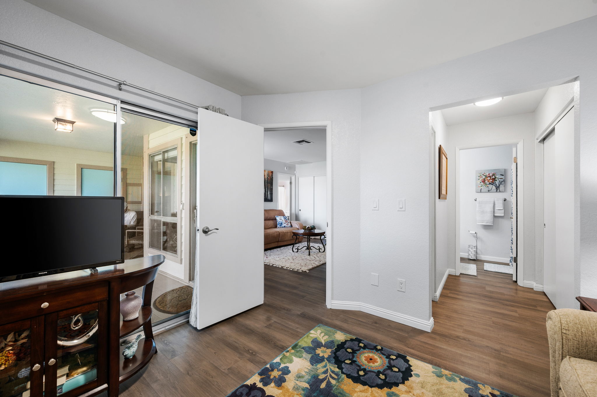 Bedroom 1 (2)