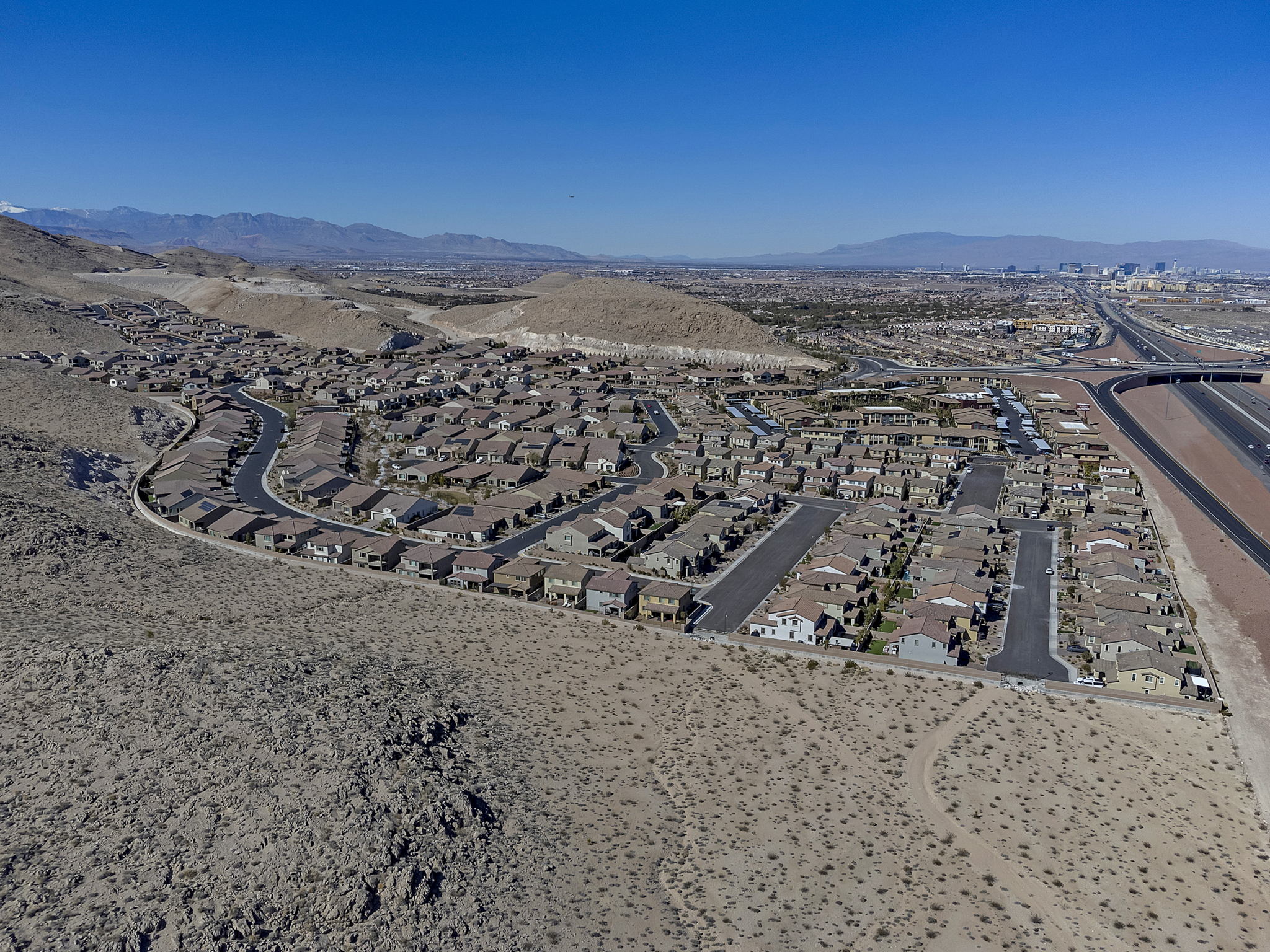 3169 Molinos Dr, Las Vegas, NV 89141, USA Photo 52