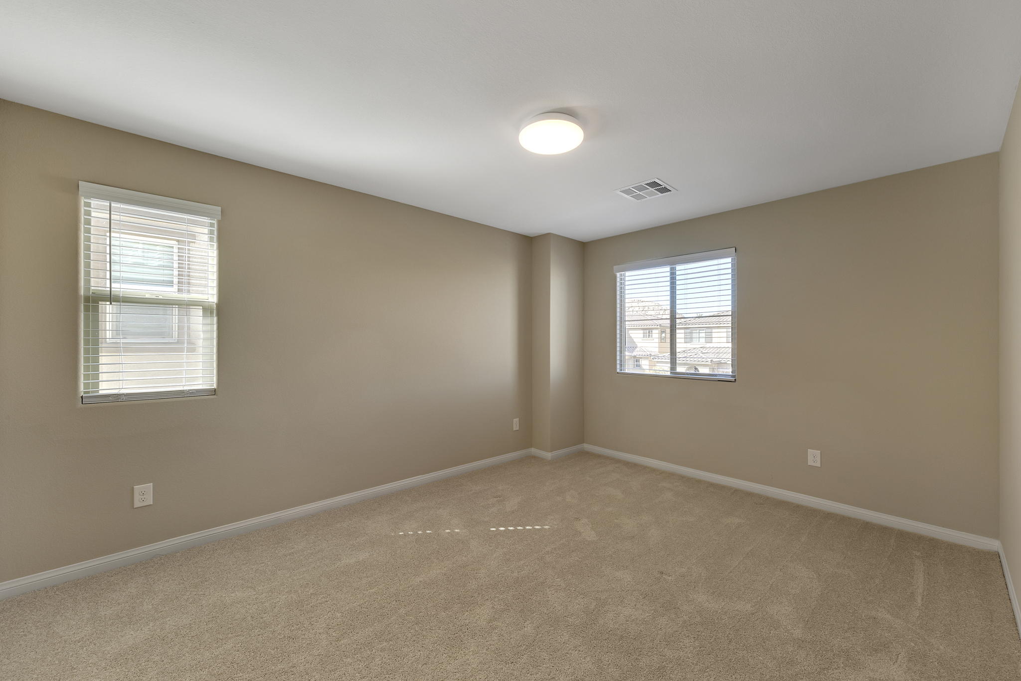 3169 Molinos Dr, Las Vegas, NV 89141, USA Photo 27