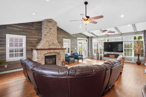 317 Booth St, Gaithersburg, MD 20878, USA Photo 17