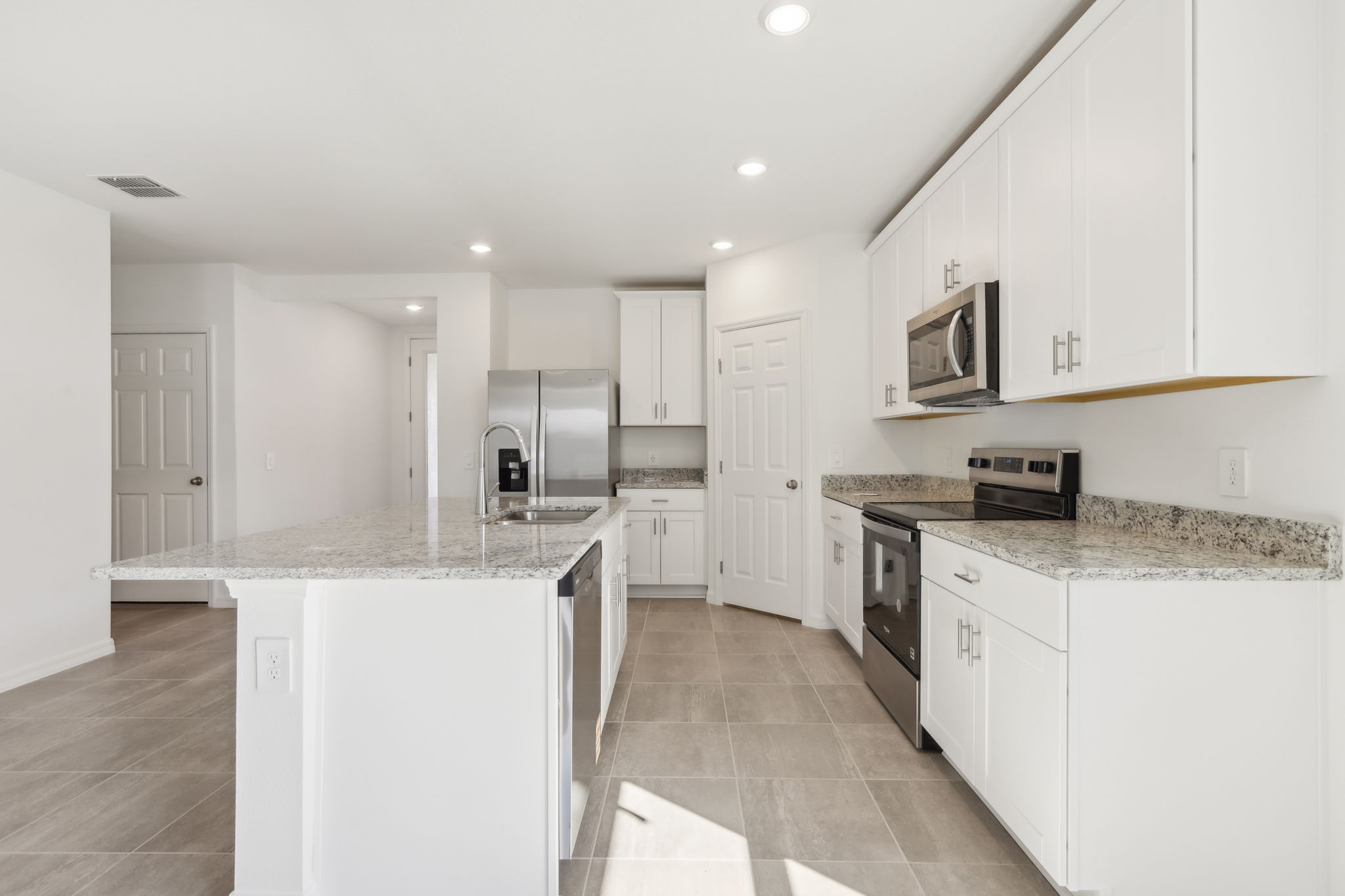Orlando - Springs at Lake Alfred - 317 Castle Drive, Lake Alfred, Florida 34714 - 017