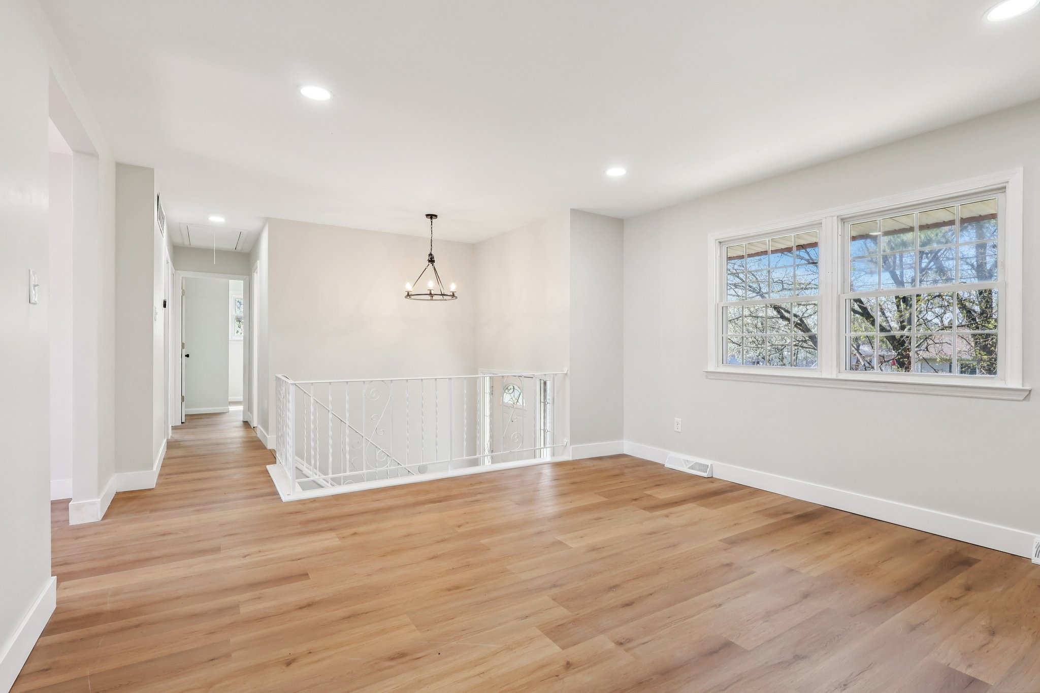 Cayuga Trail-S0704-006.jpg