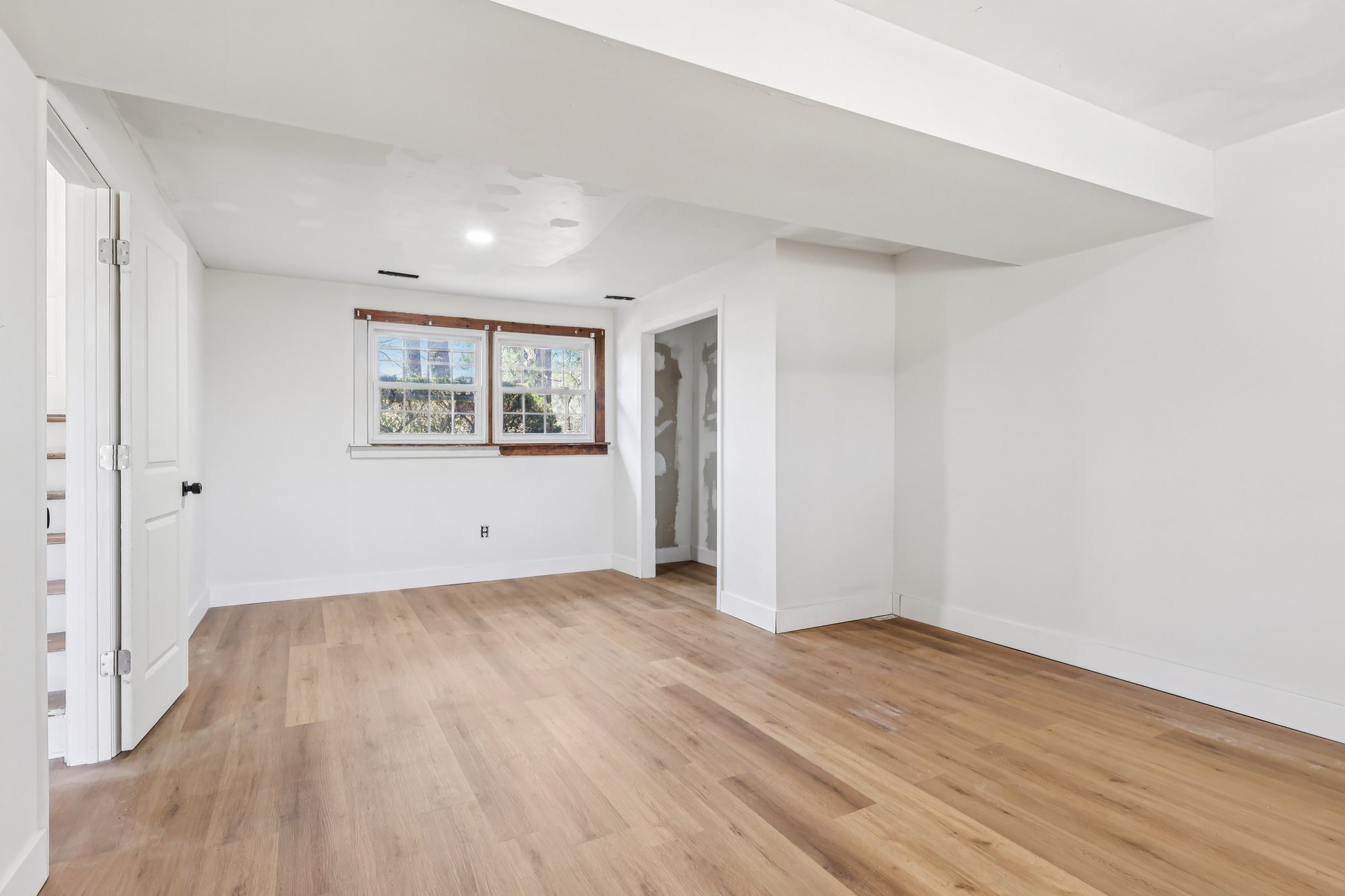 Cayuga Trail-S0704-008.jpg