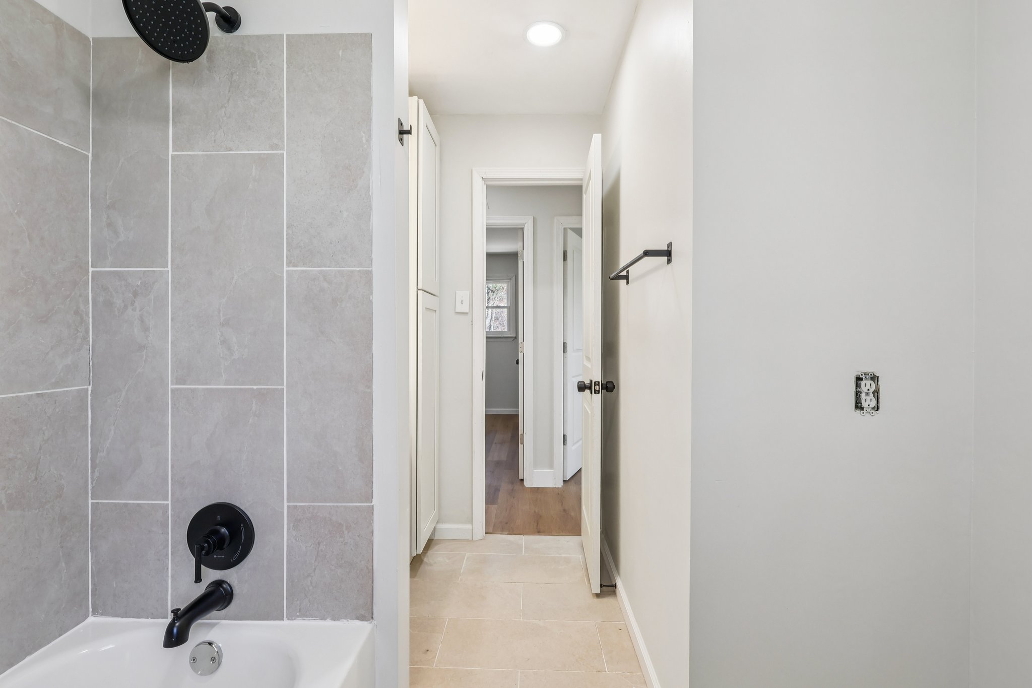 Cayuga Trail-S0704-020.jpg