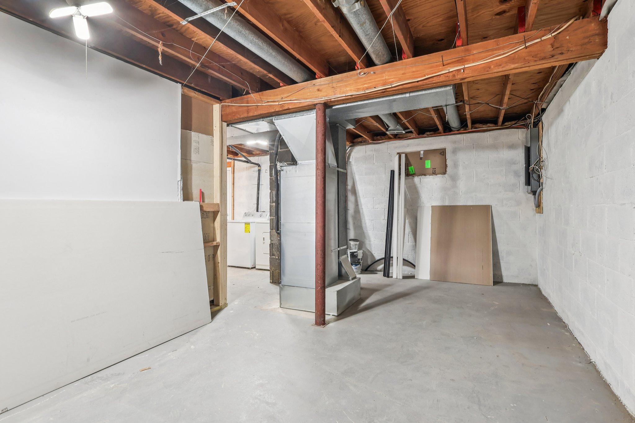 Cayuga Trail-S0704-034.jpg