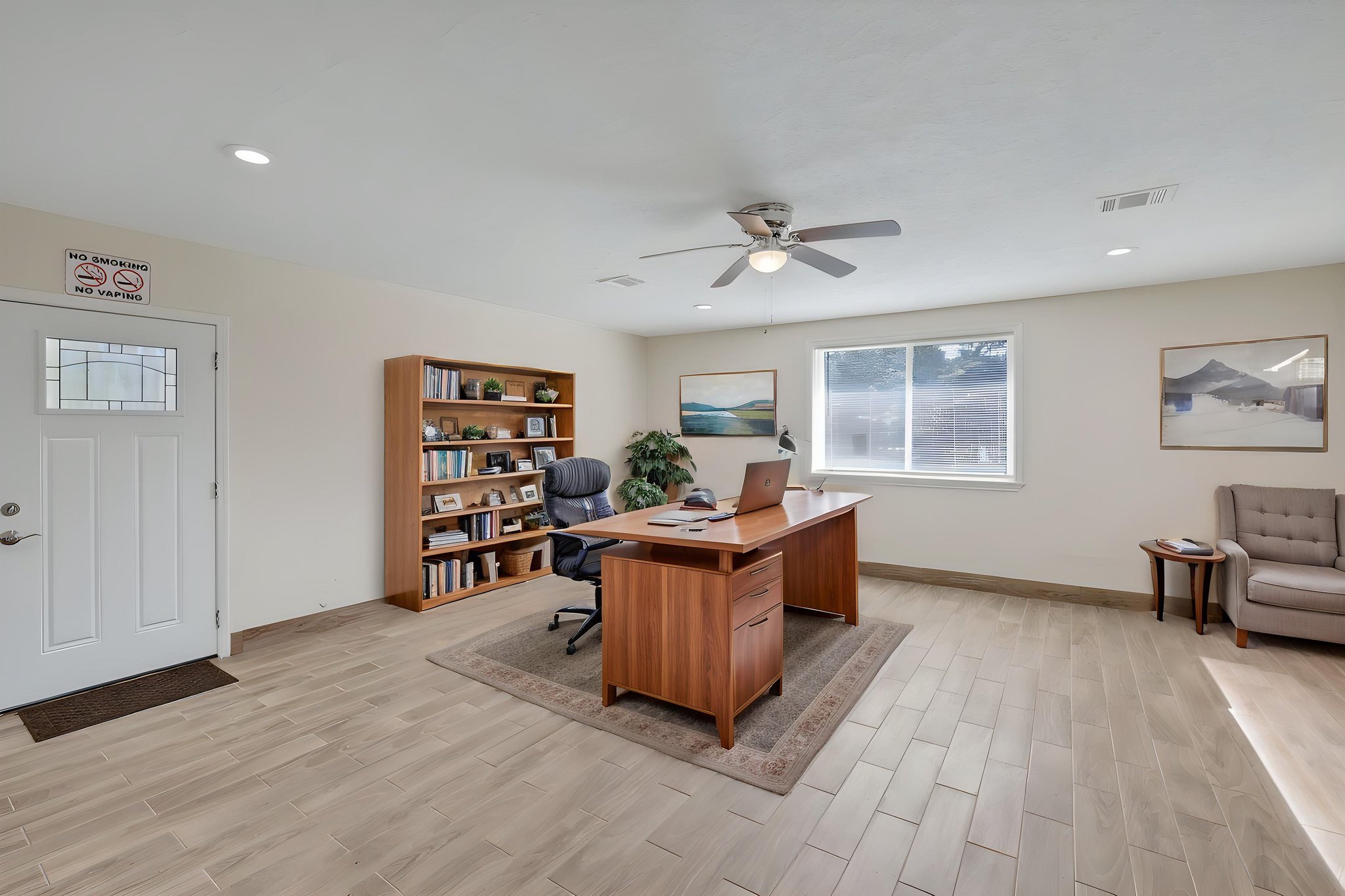 IMG_4393 virtually staged.jpeg