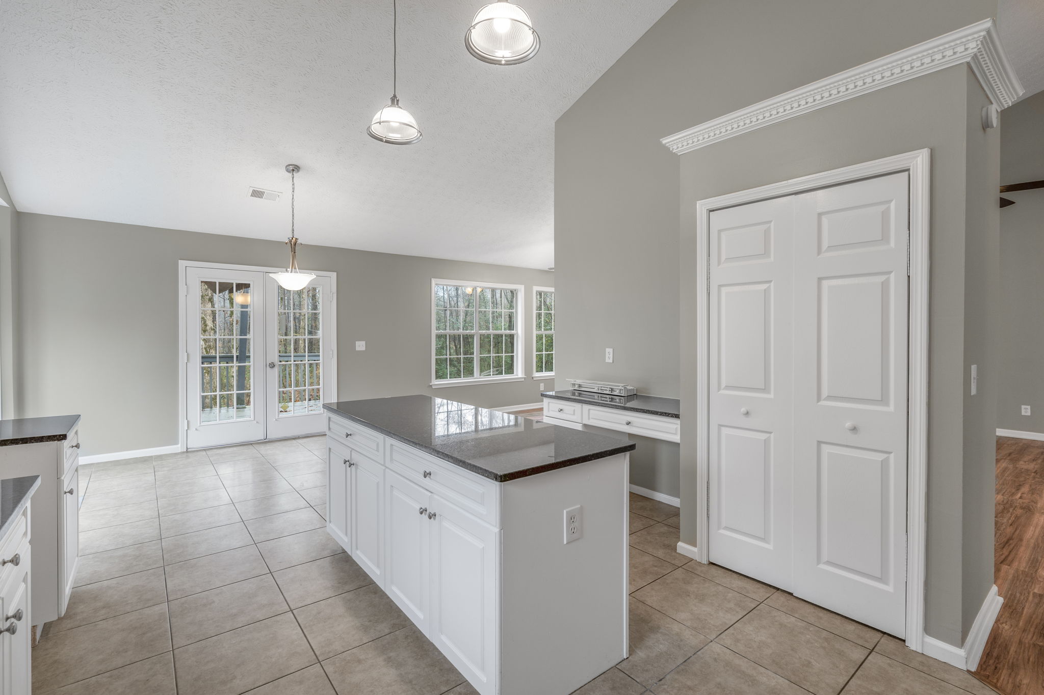 317 Hickory Pointe Ct, Villa Rica, GA 30180, USA Photo 10