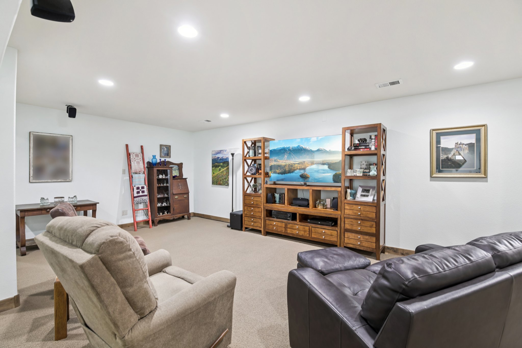 Kirkland Ln-S1303-033.jpg