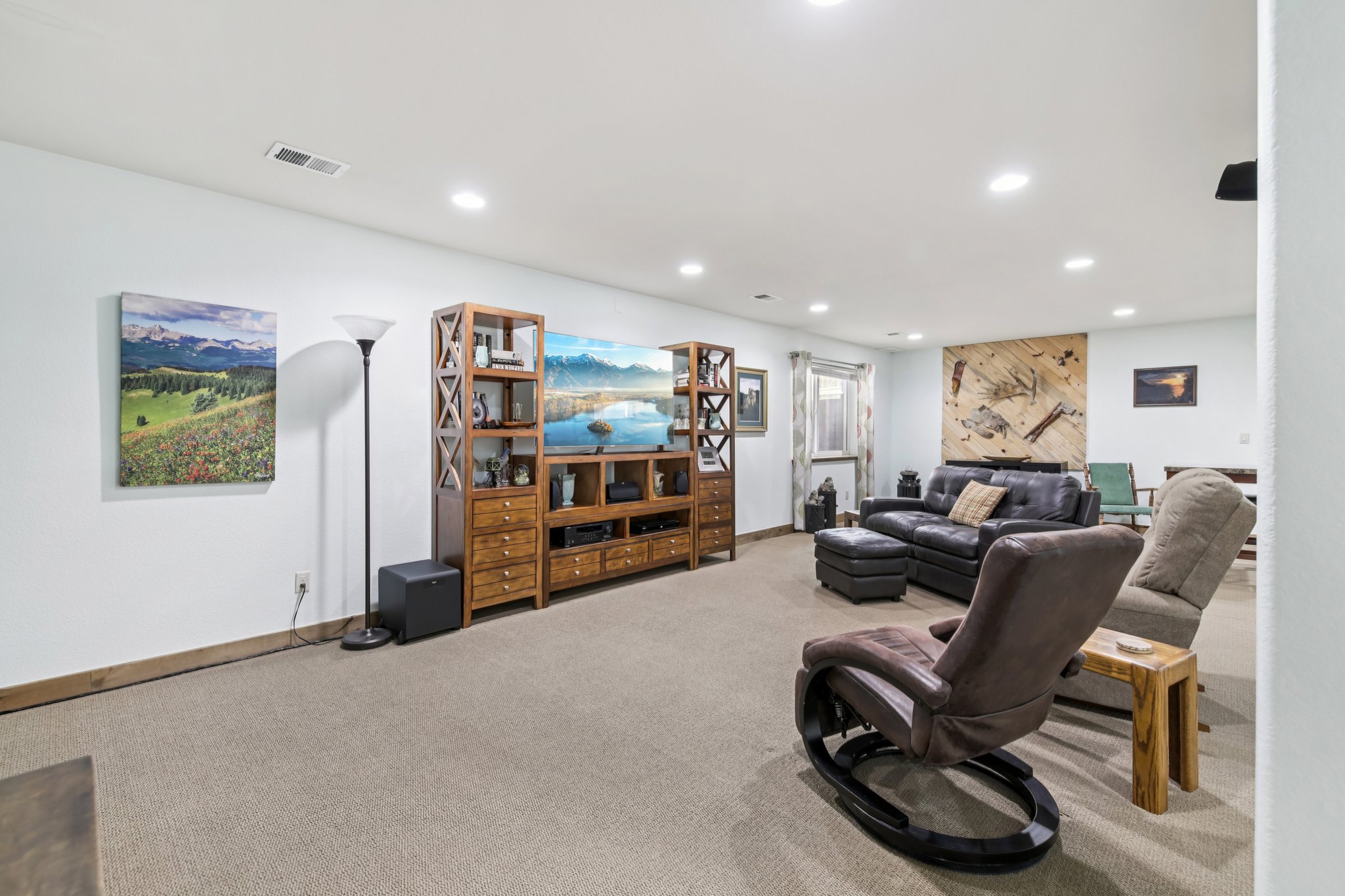 Kirkland Ln-S1303-034.jpg