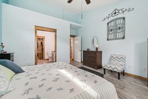 Kirkland Ln-S1303-025.jpg
