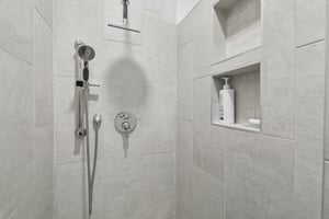 Kirkland Ln-S1303-028.jpg