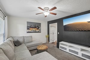 N Cochise Dr-S0506-005.jpg