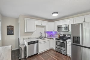N Cochise Dr-S0506-008.jpg