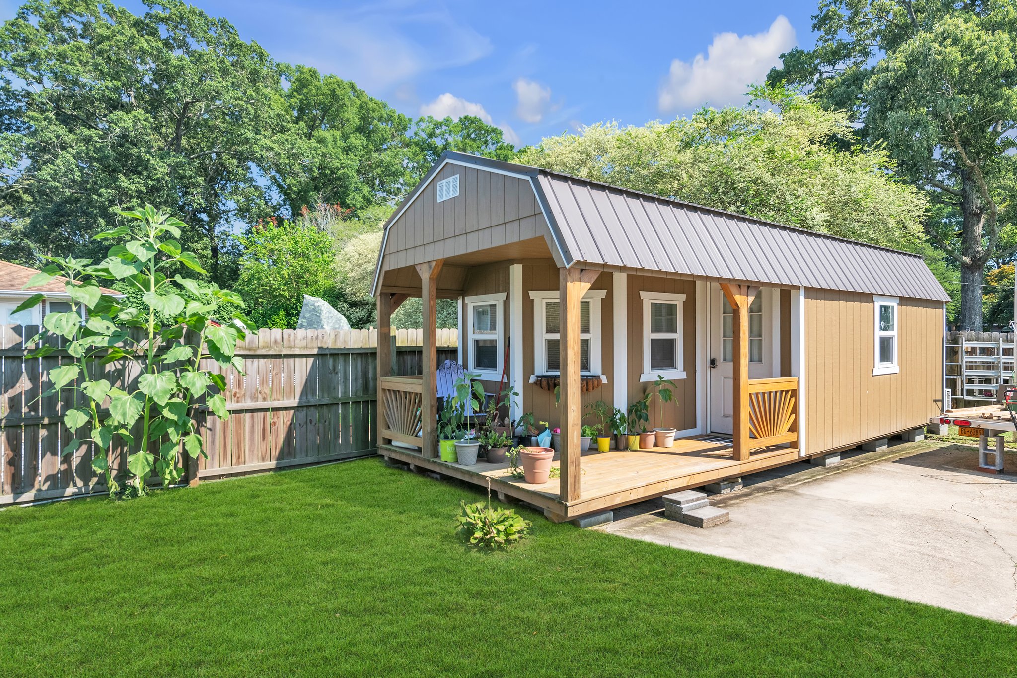 Tiny House Style Guest Space