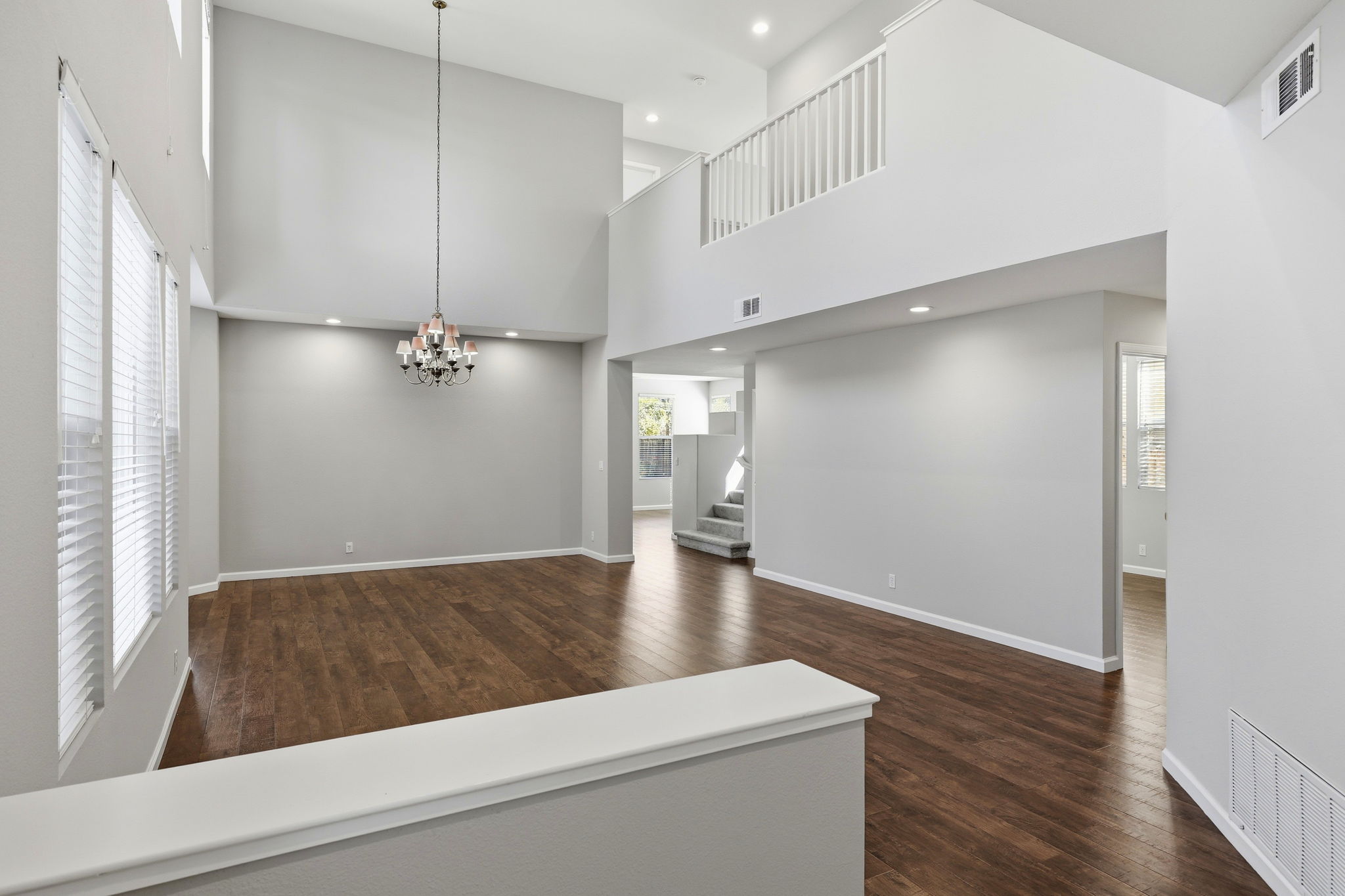 005_F8_317 Pearlgrass Ln