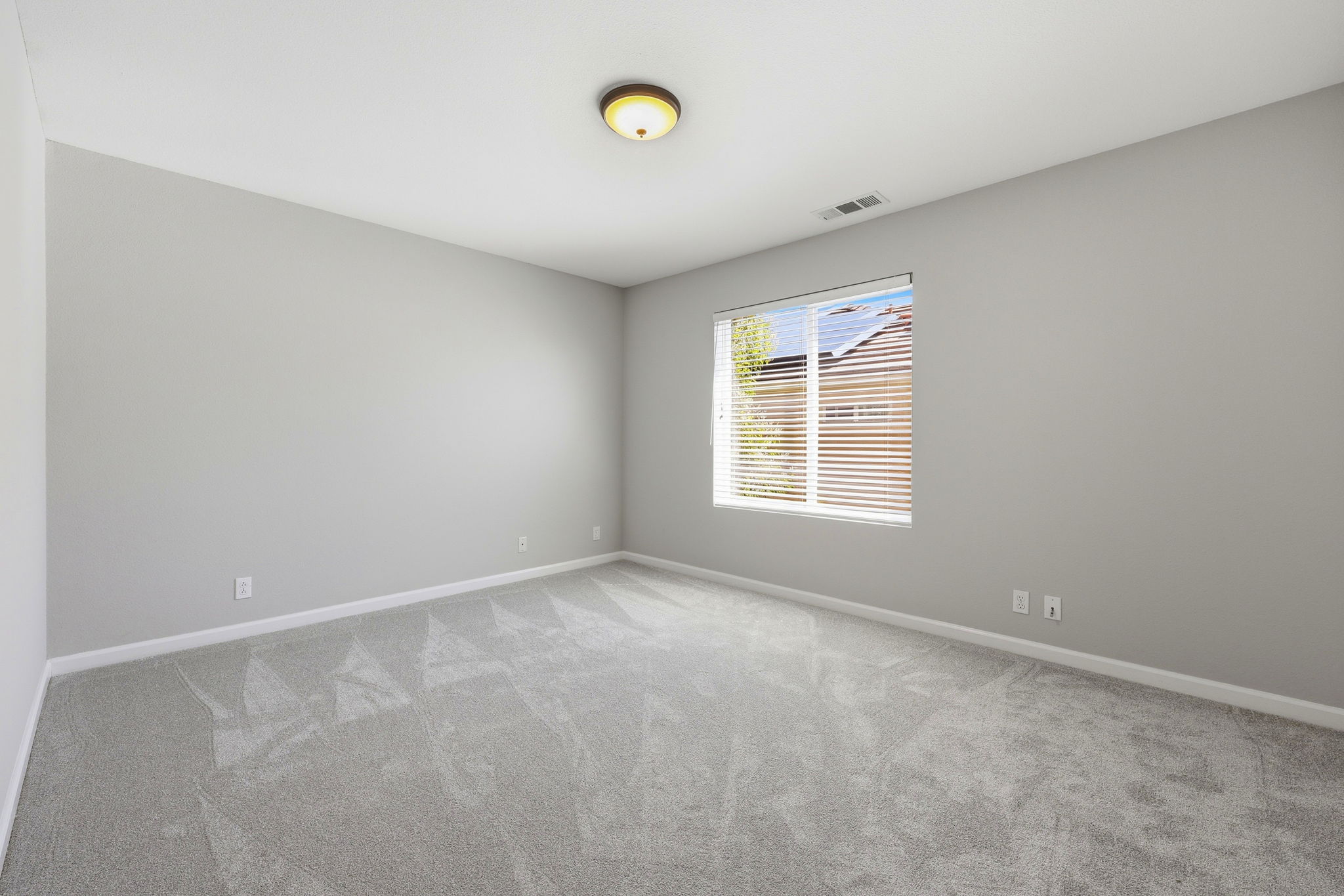 024_F8_317 Pearlgrass Ln