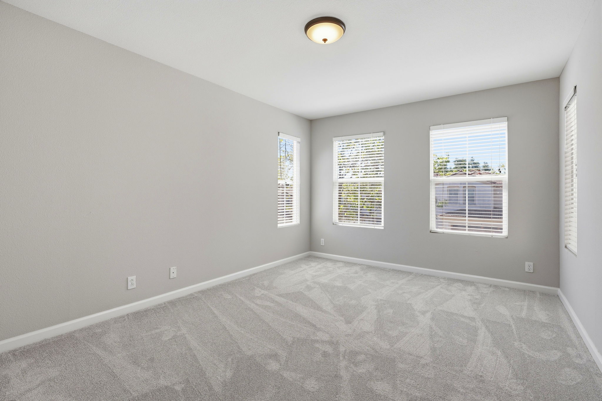 026_F8_317 Pearlgrass Ln