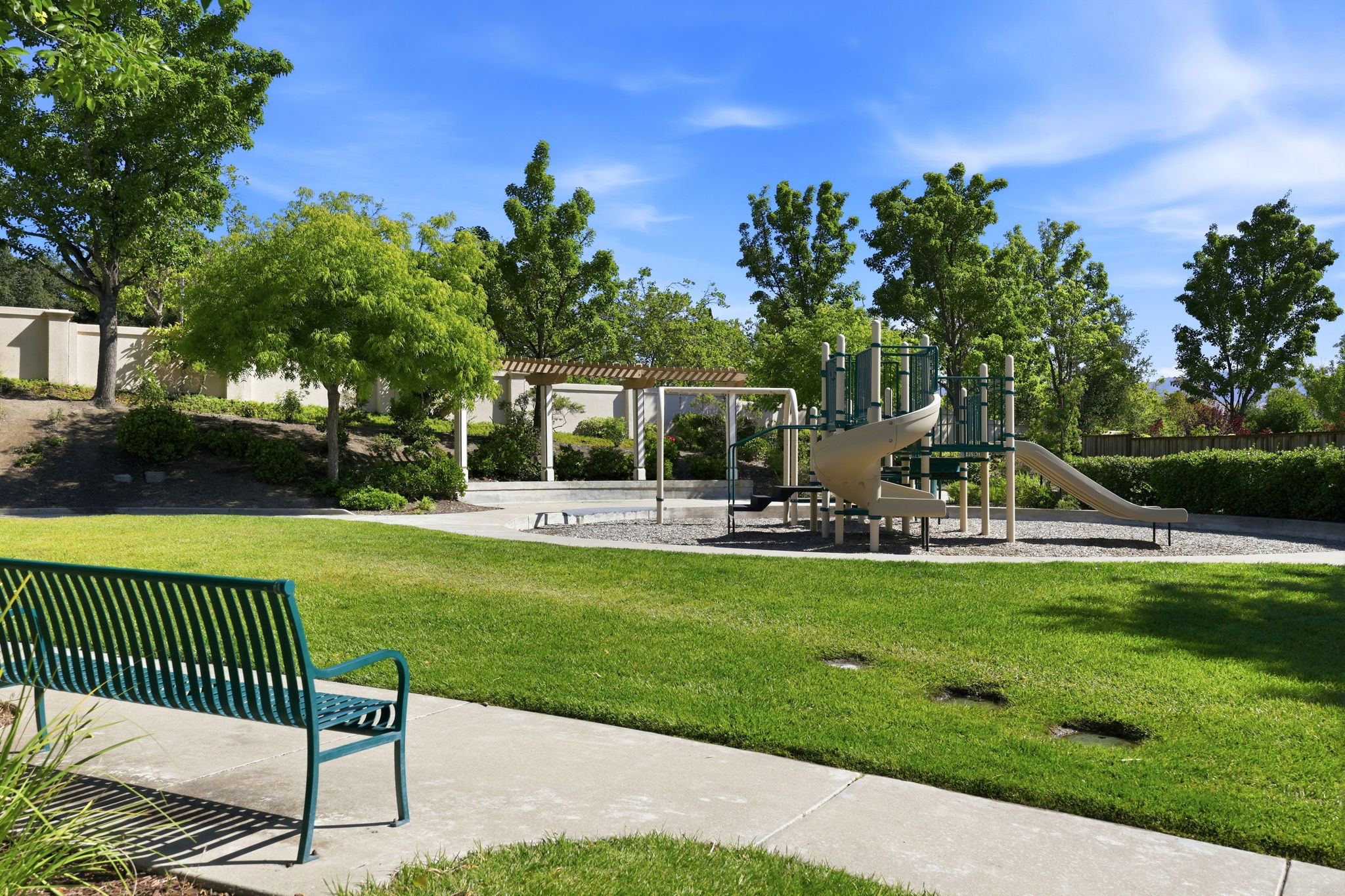 043_F8_317 Pearlgrass Ln
