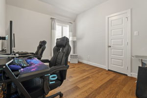  Photo 36