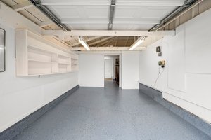  Photo 49
