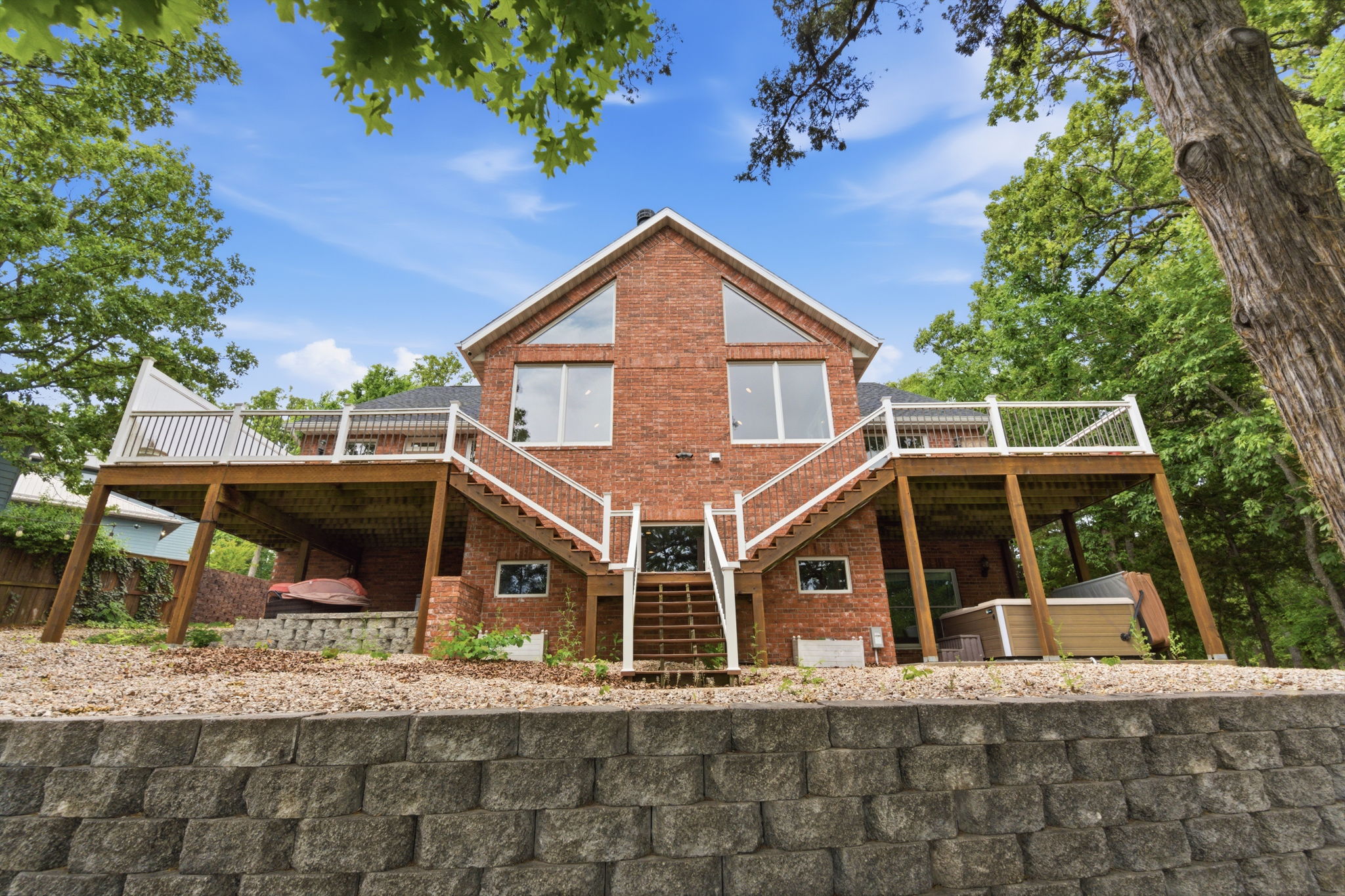  Photo 39