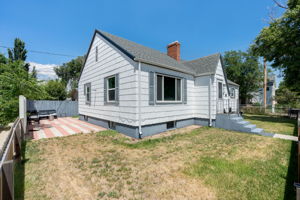  Photo 0