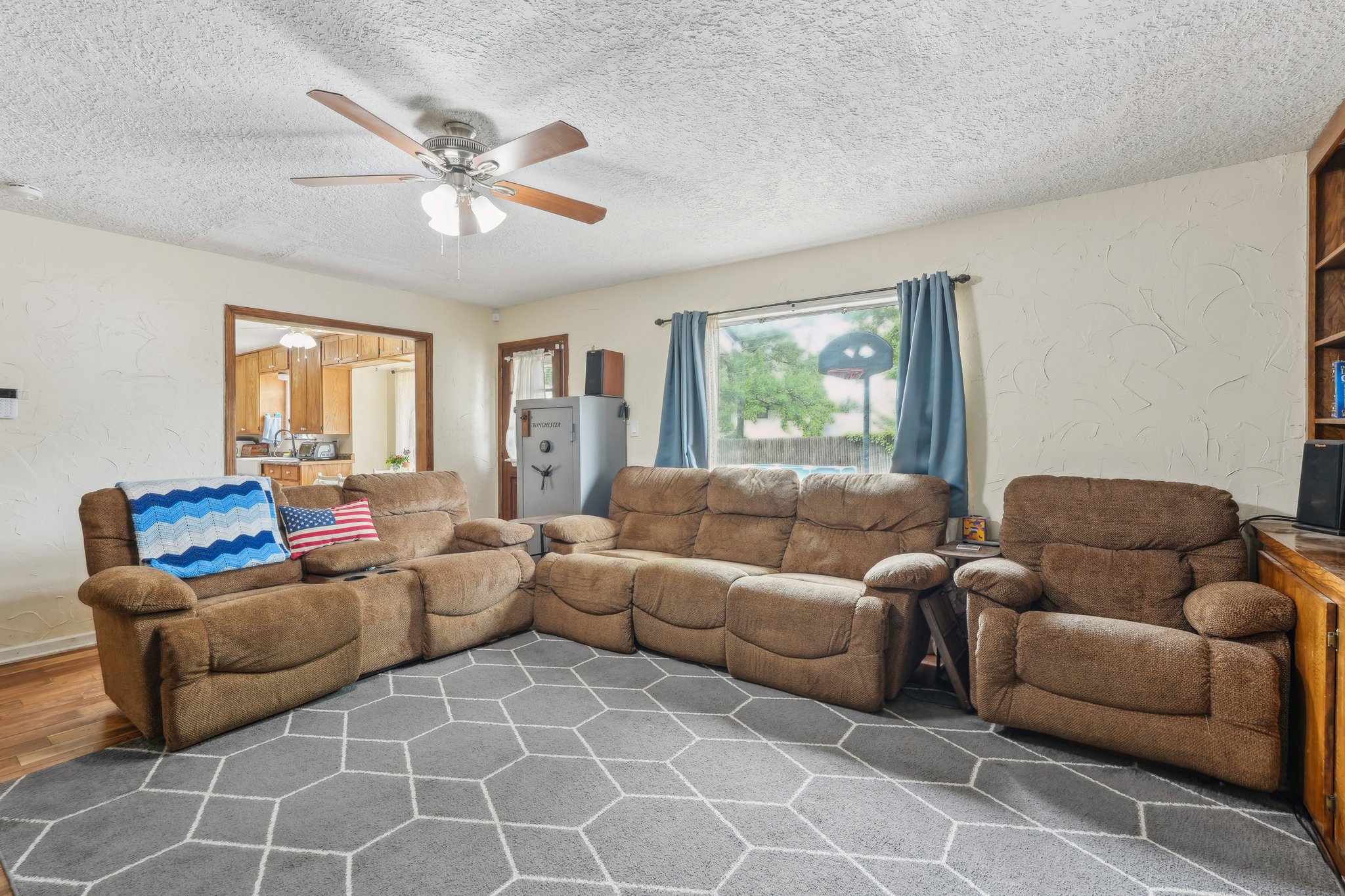 Wewoka Dr-0105-007.jpg