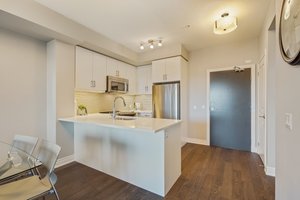 3170 Erin Mills Pkwy, Mississauga, ON L5L 1W8, Canada Photo 13