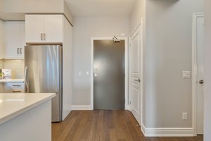 3170 Erin Mills Pkwy, Mississauga, ON L5L 1W8, Canada Photo 11
