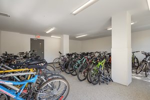 3170 Erin Mills Pkwy, Mississauga, ON L5L 1W8, Canada Photo 45