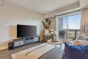 3170 Erin Mills Pkwy, Mississauga, ON L5L 1W8, Canada Photo 23