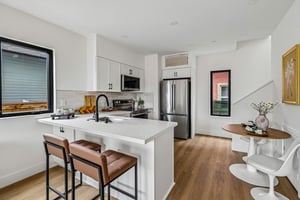 L St-S2809-010.jpg