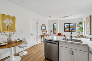 L St-S2809-012.jpg