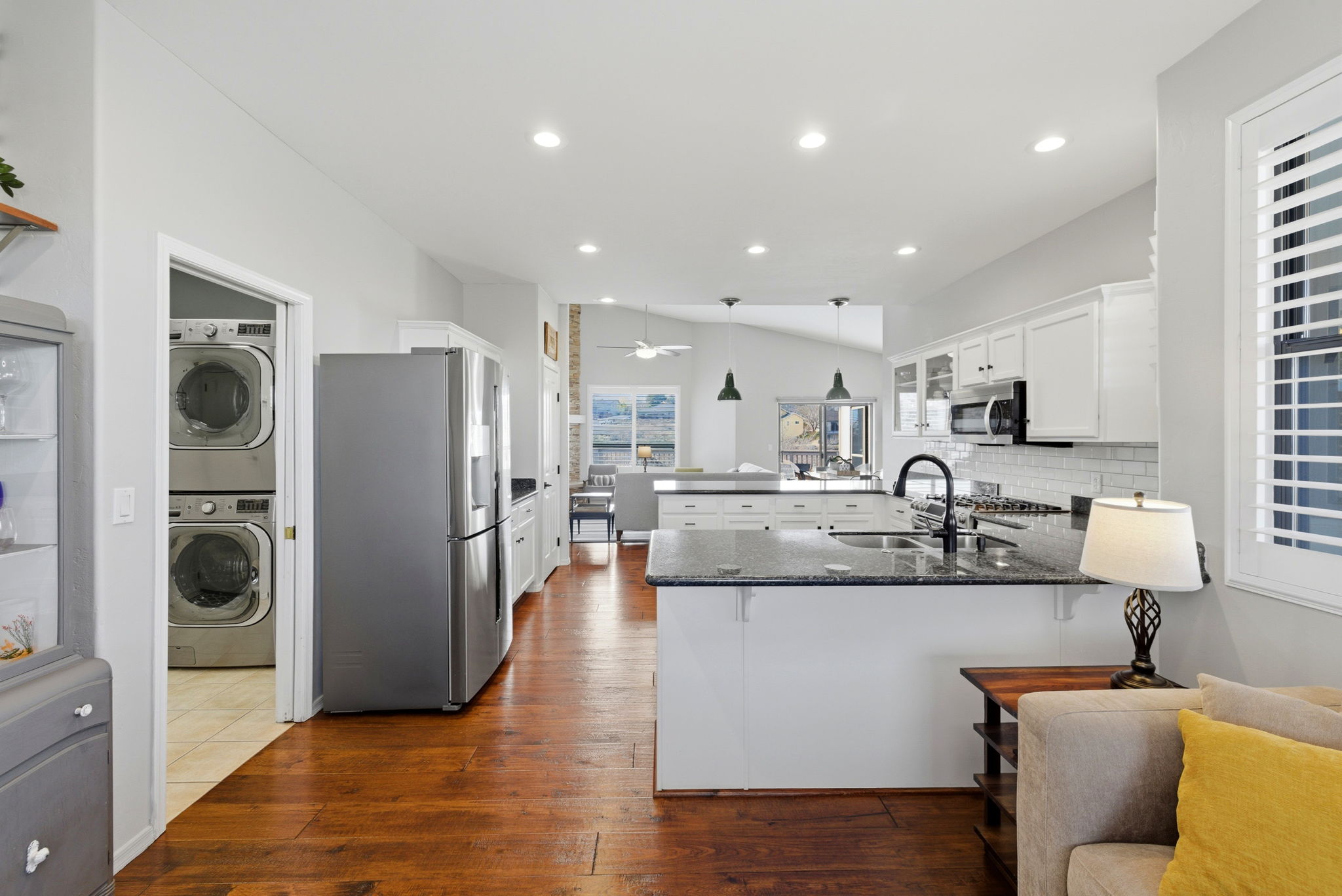 Breakfast Nook to Kitchen