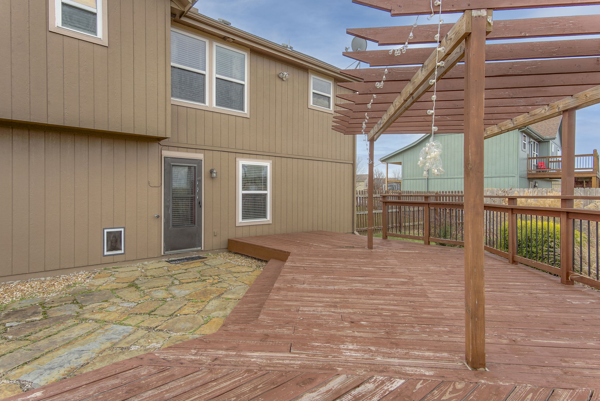  Photo 28