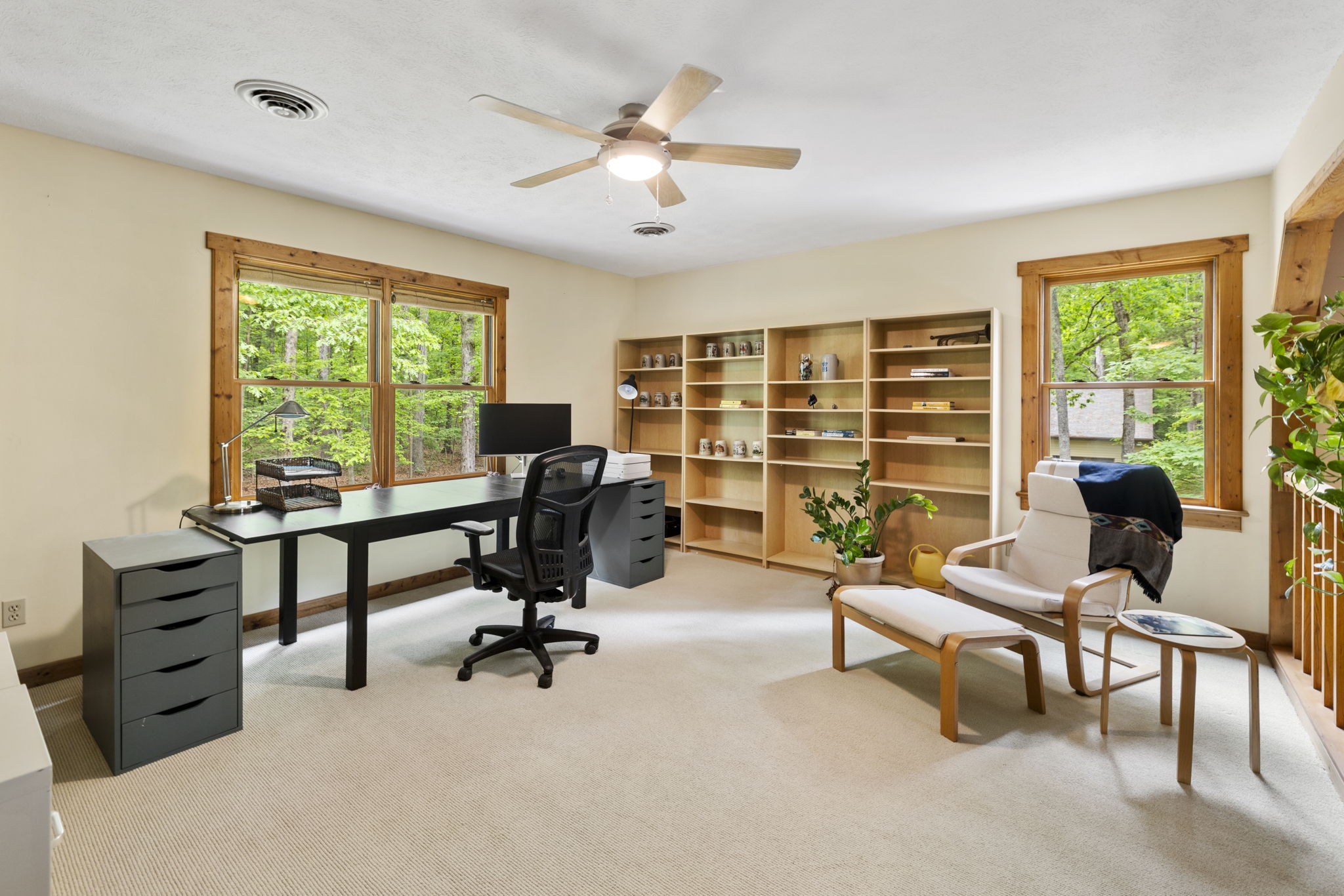 2nd floor office or loft area with numerous possibilities for uses.