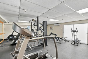 031_F8_3173 Wayside Plaza 113